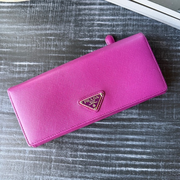 Prada Wallet - Picture 1 of 4